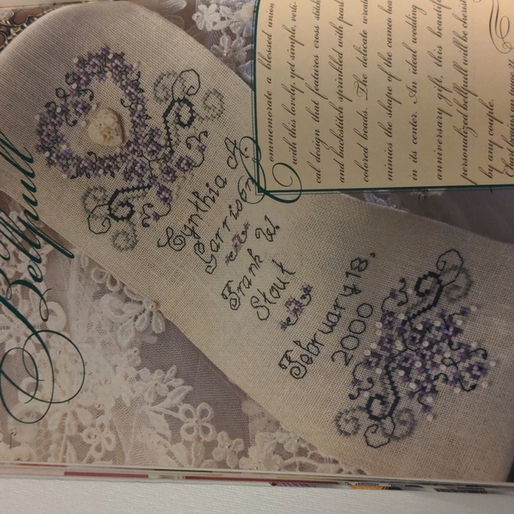 Just CrossStitch Magazine June 2000 - Picture 7 of 16